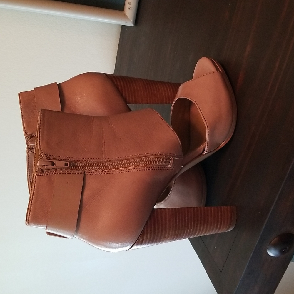 Nine West Pumps - Picture 4 of 5